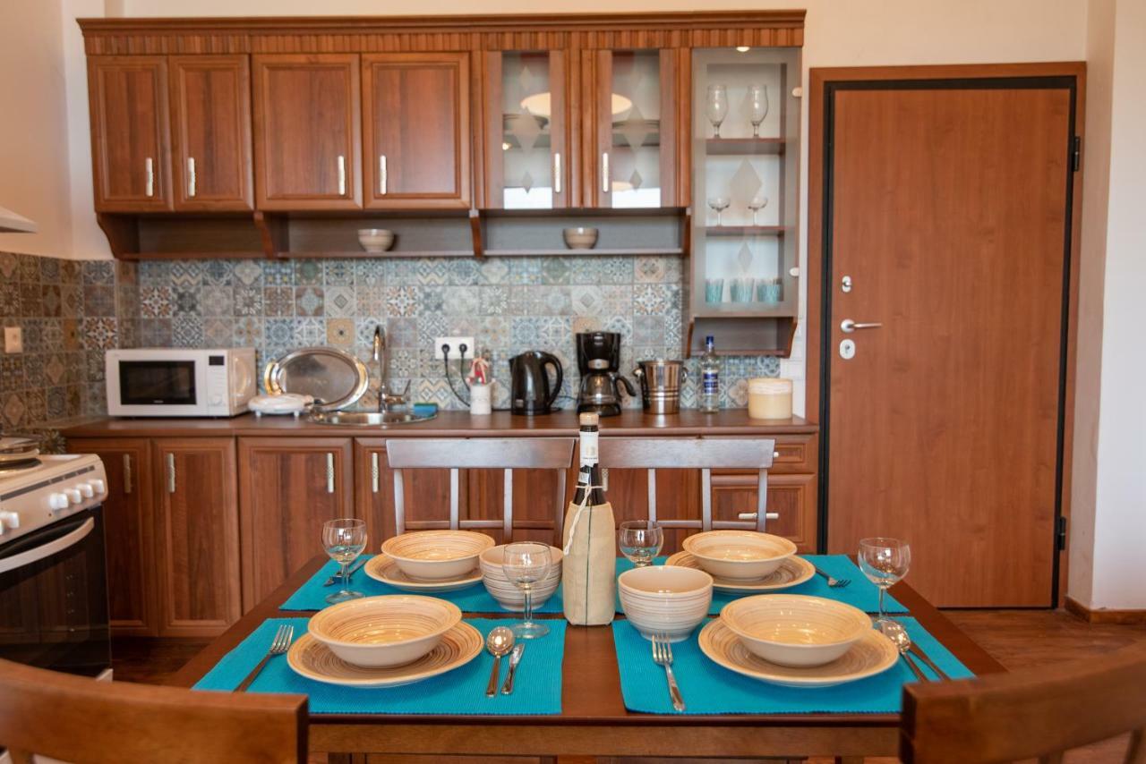 Calypso Apartments วาธี ภายนอก รูปภาพ